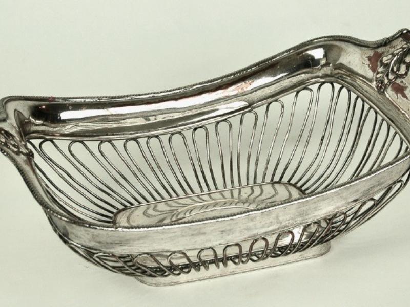 Silver Fruit / Cake Basket