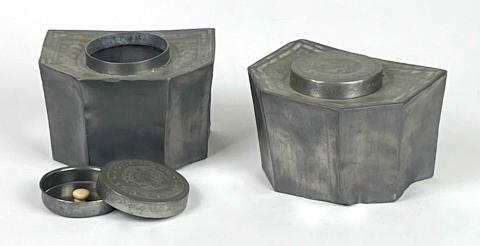 1971.906 pr tea caddies