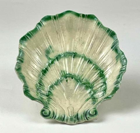 1959.3547 shell dish