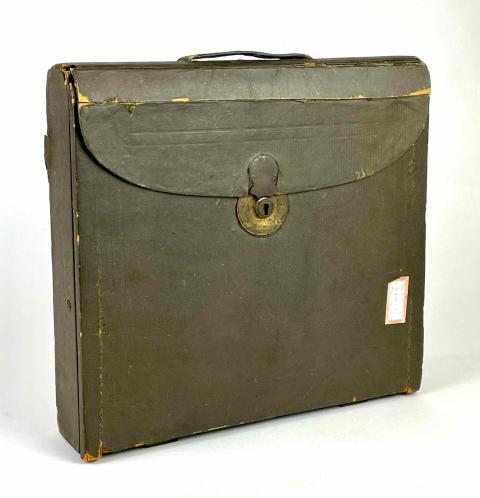 1982.269 Janvier writing case