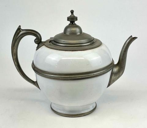 2014.31 teapot
