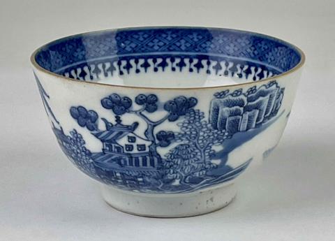 1971.719 small bowl