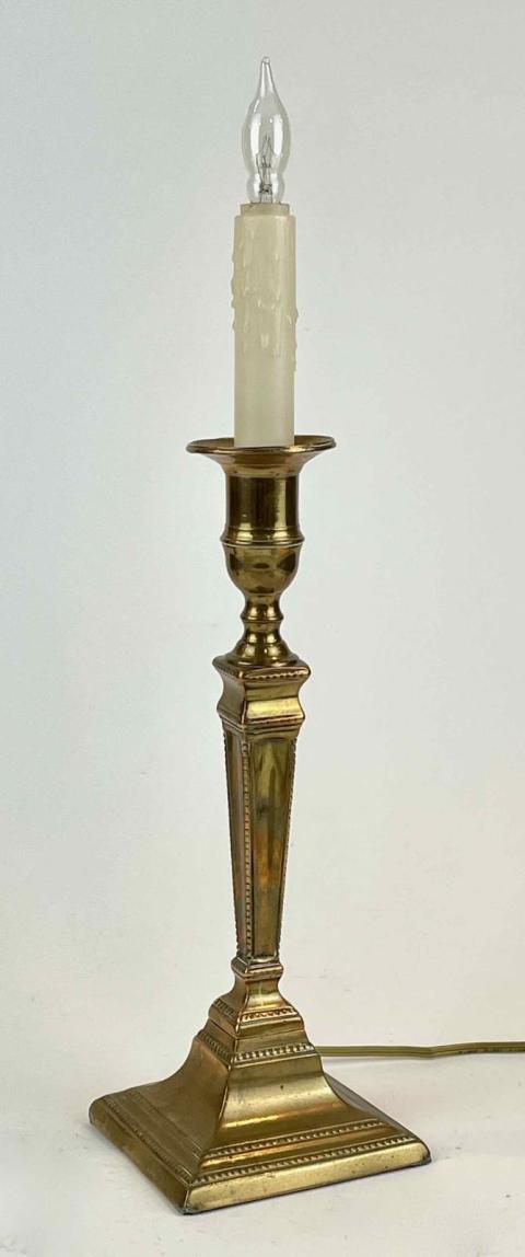 1959.3712.1 candlestick
