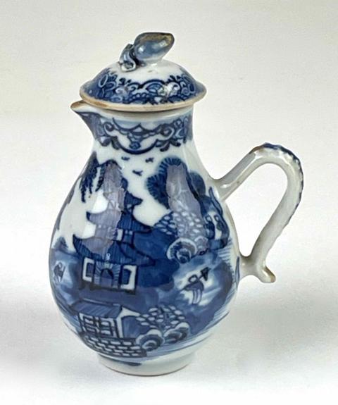 2011.74.3 lidded creamer