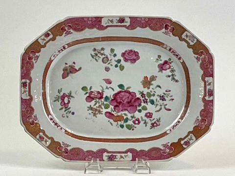 2011.110 small platter
