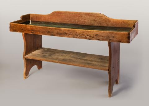 tray with dovetailed sides