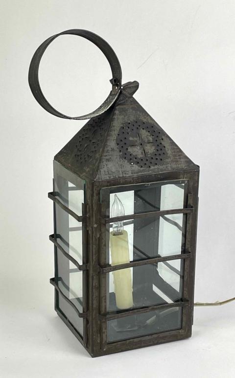 1959.3642 lantern