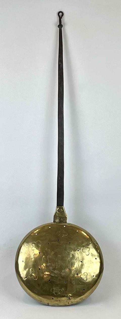 1959.3836 bed warmer