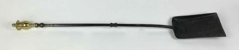 1971.916 fireplace shovel