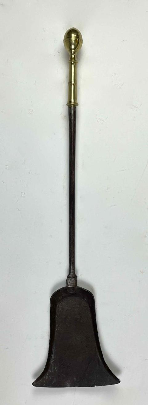 1971.933 fireplace shovel
