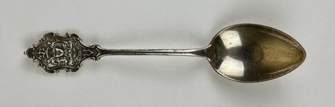 1971.1057 souvenir spoon