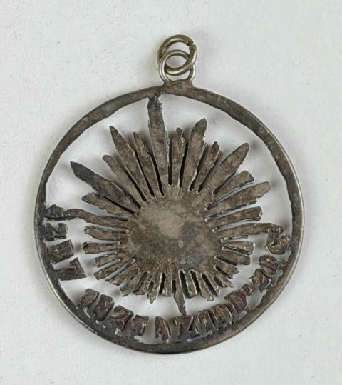 1971.1578 pendant