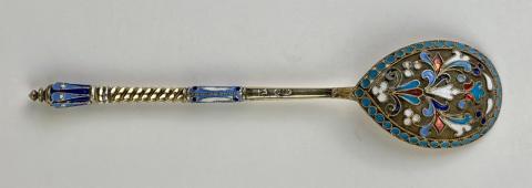 1971.1076 spoon back