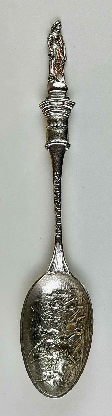 1971.1157 spoon
