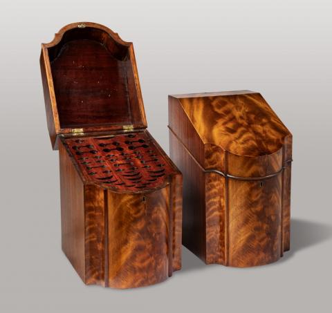 pair of knife boxes