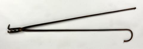 2026.73 leather-tanning tongs
