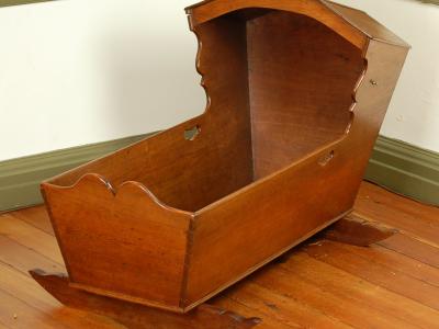 1960.396 Janvier cradle