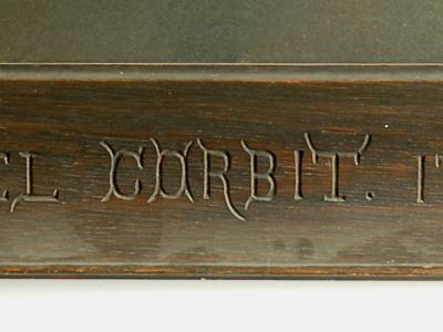 1971.1428 frame carving