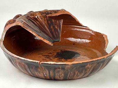 2019.139 spittoon 3