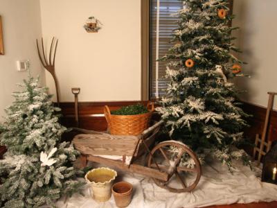 A Joyful Tasha Tudor Christmas