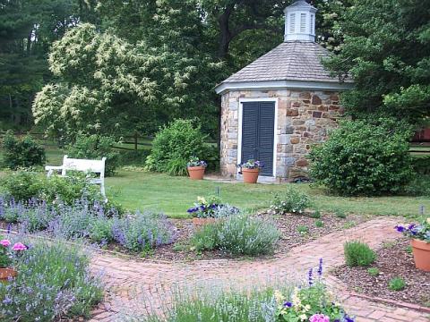 Corbit-Sharp House’s Colonial Revival Garden