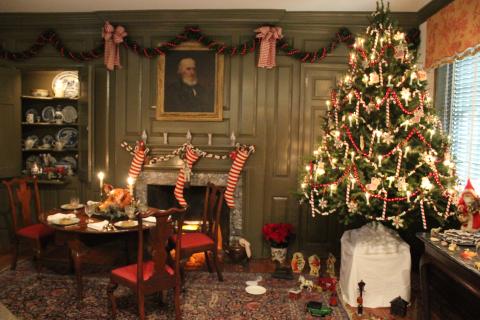 A Visit From St. Nicholas