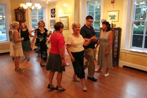 Dover English Country Dancers