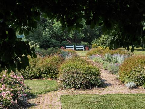 Corbit-Sharp House’s Colonial Revival Garden