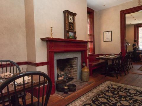 Cantwell's Tavern Restaurant