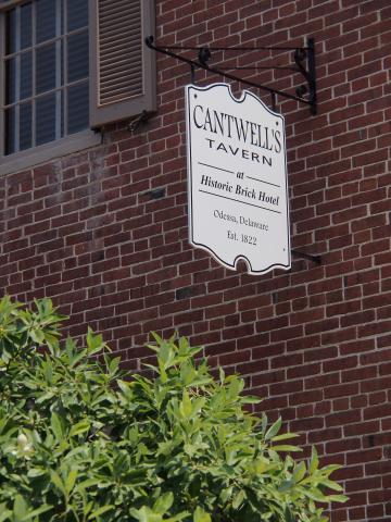 Cantwell's Tavern Restaurant