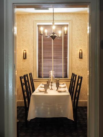 Cantwell's Tavern Restaurant
