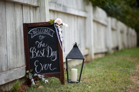 Afternoon Wedding: Taylor & Chad