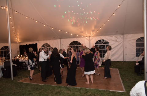Afternoon Wedding: Taylor & Chad