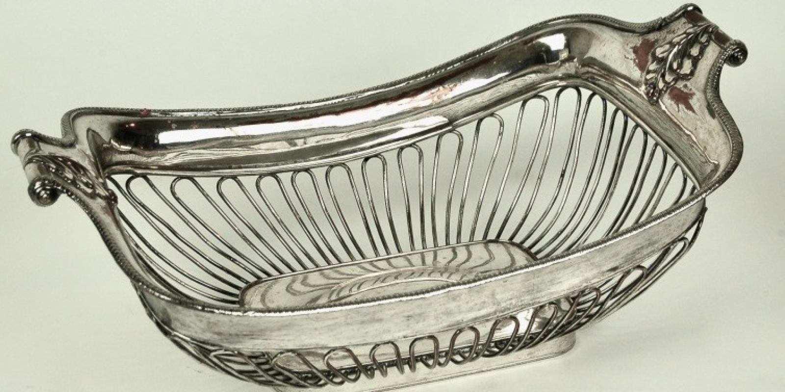 Silver Fruit / Cake Basket