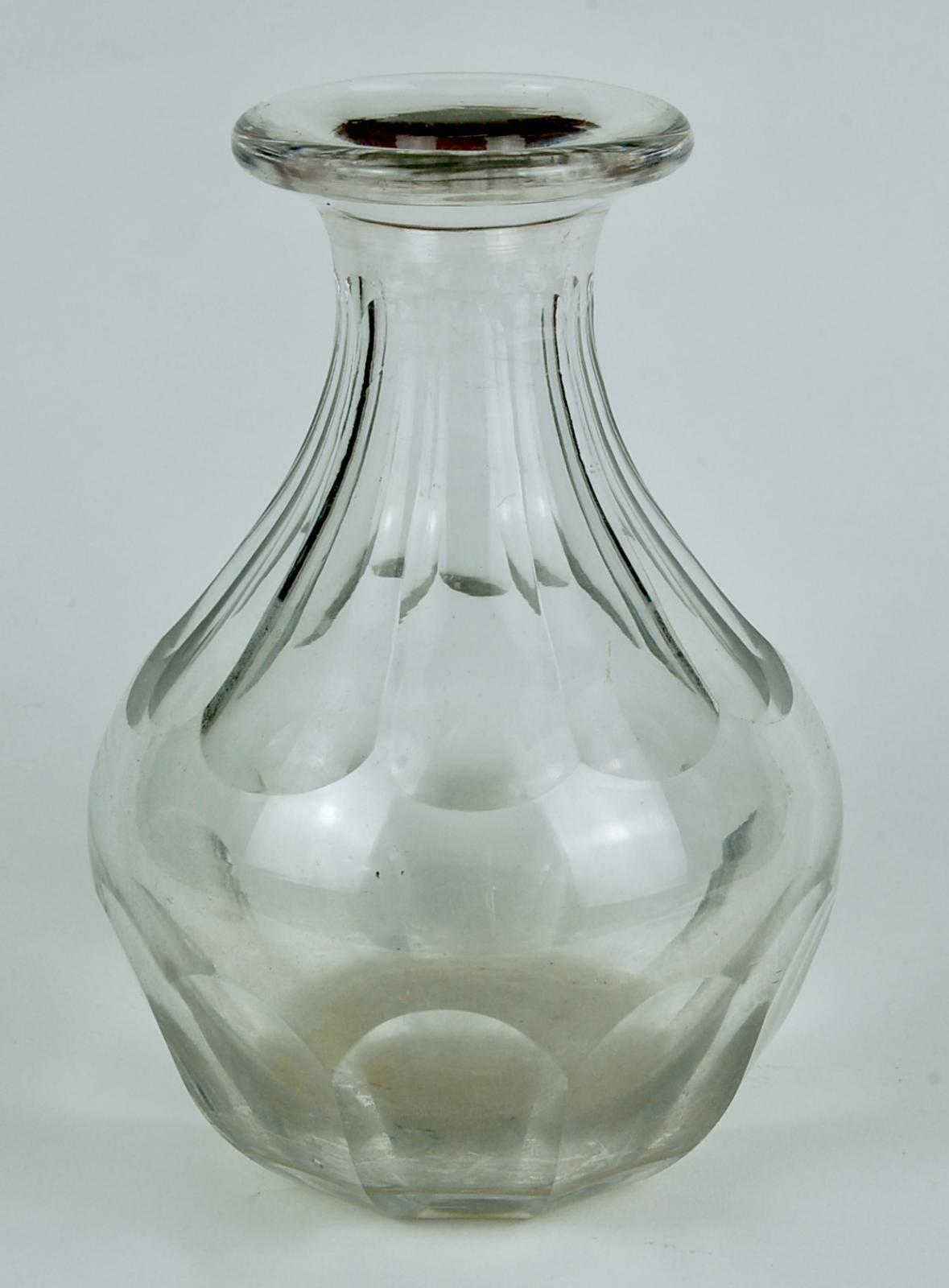 1971.810.2 glass
