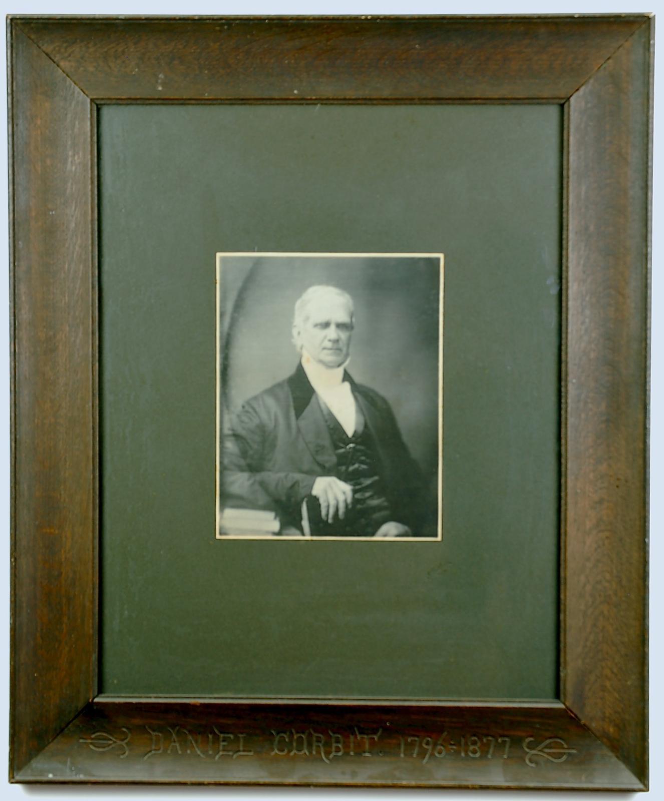 1971.1428 framed portrait