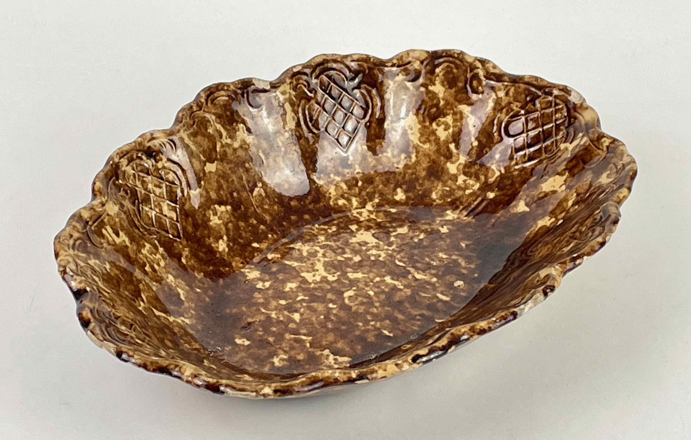 2020.43 oval serving bowl